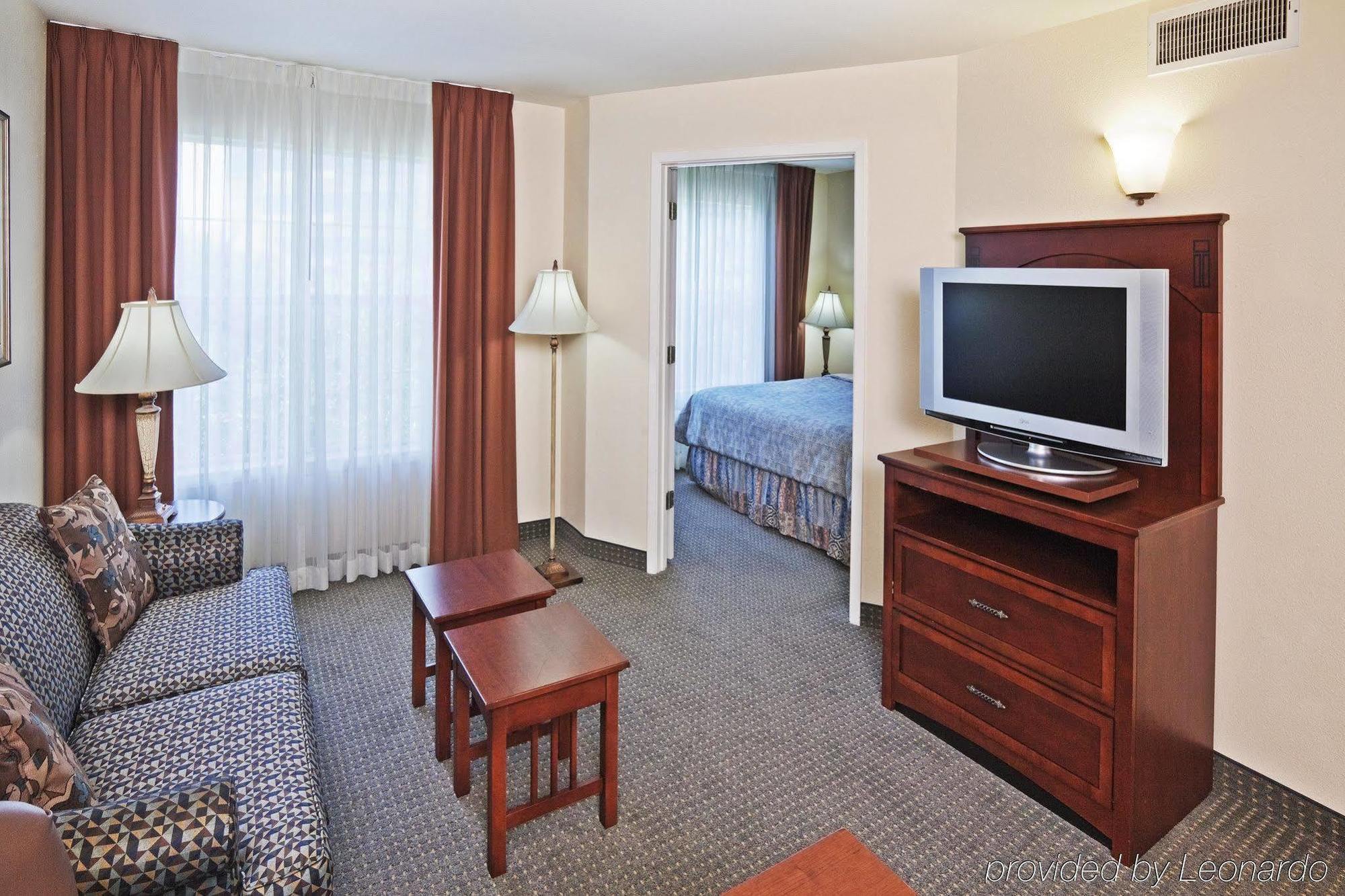 Staybridge Suites Dallas/Addison, An Ihg Hotel Oda fotoğraf